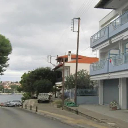 Blue House Aparthotel Neos Marmaras
